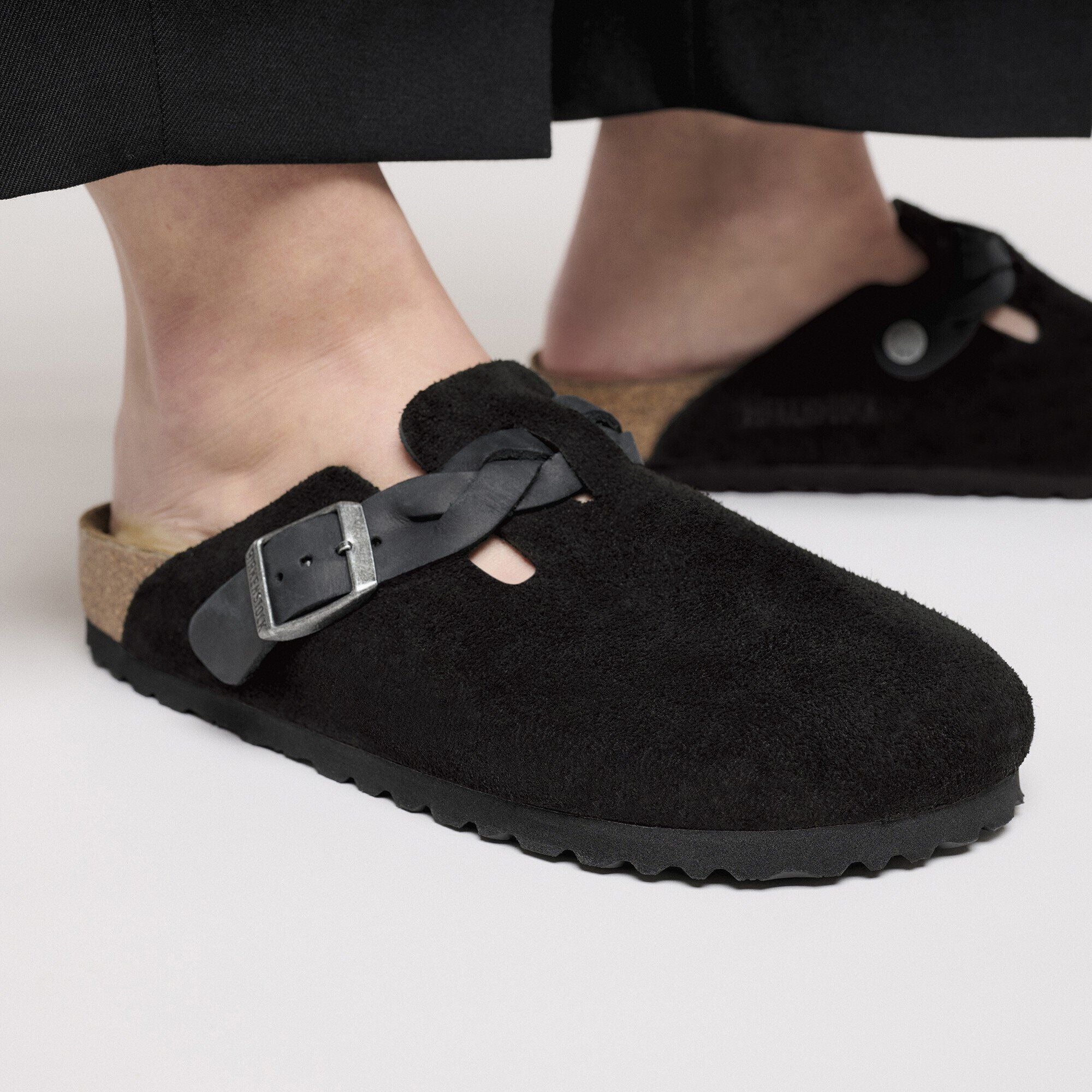 Boston Braid | Suede | Black - Image 3